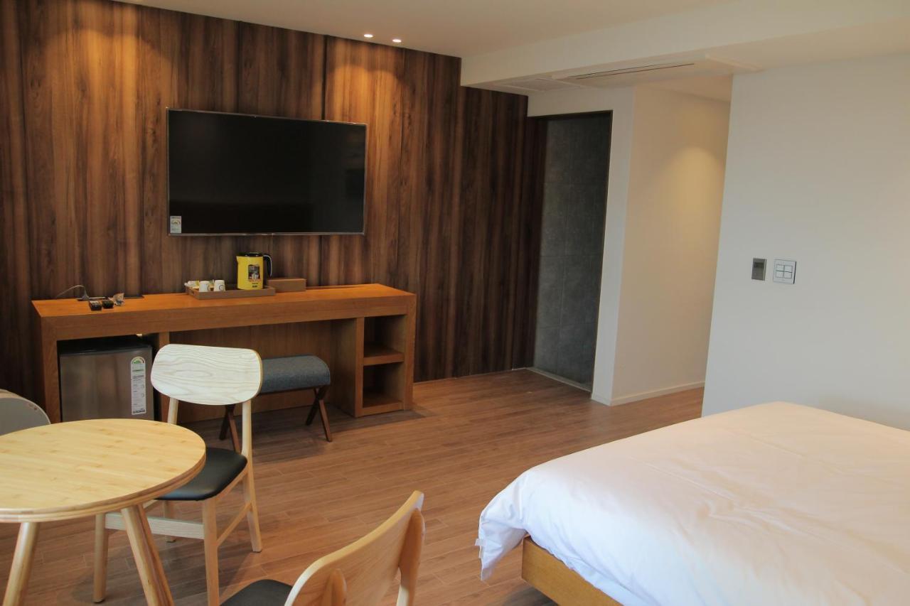 Am Ort Hotel ヨス市 エクステリア 写真