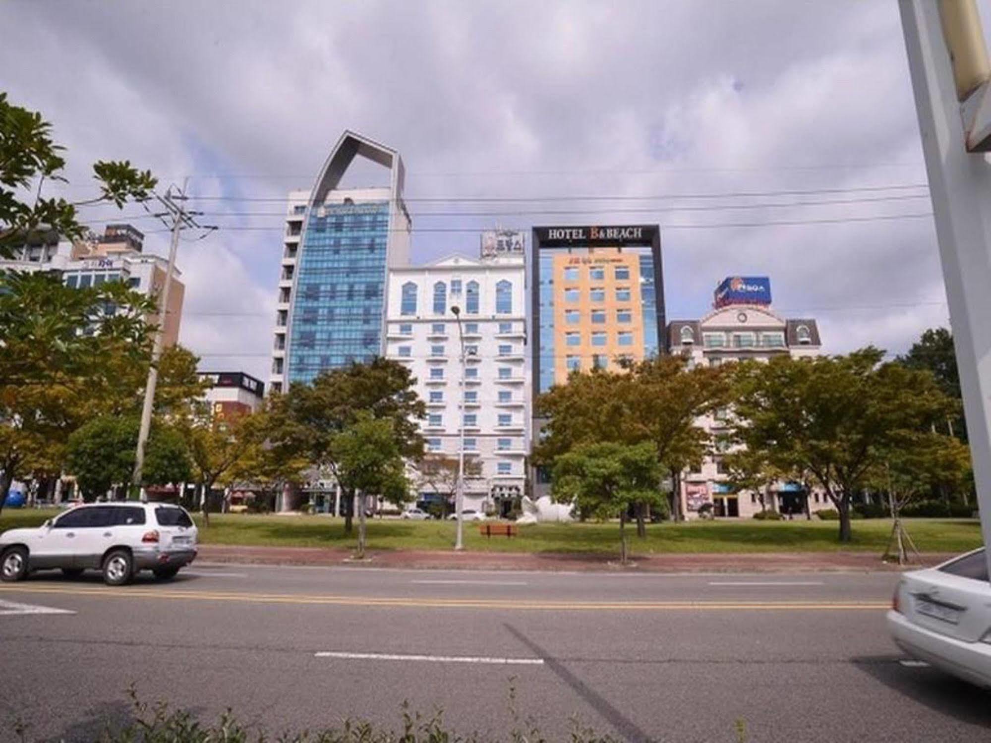 Am Ort Hotel ヨス市 エクステリア 写真