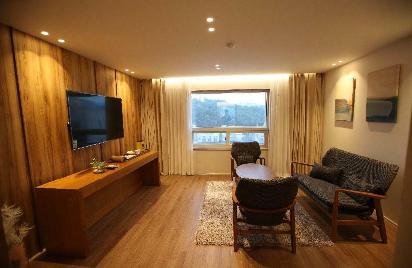 Am Ort Hotel ヨス市 エクステリア 写真
