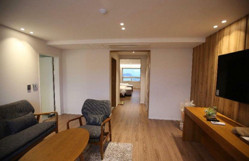 Am Ort Hotel ヨス市 エクステリア 写真