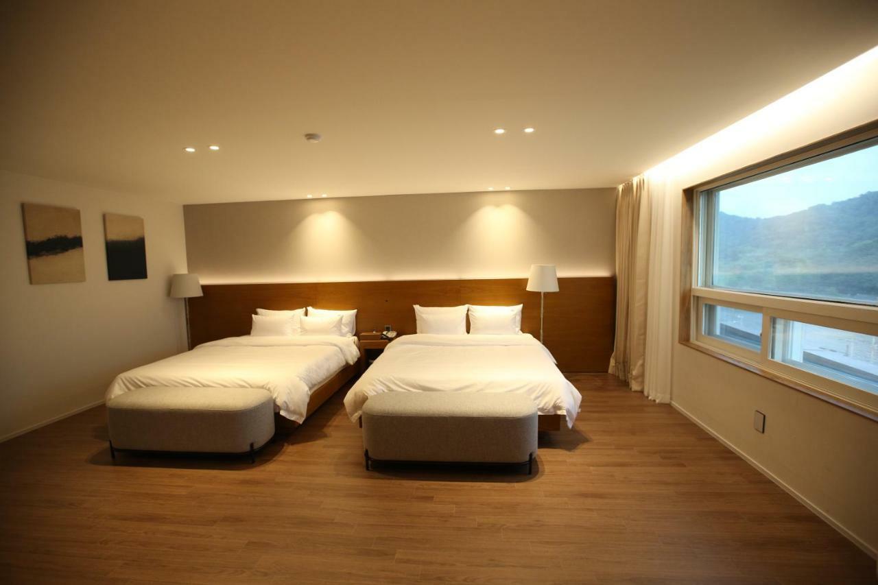 Am Ort Hotel ヨス市 エクステリア 写真